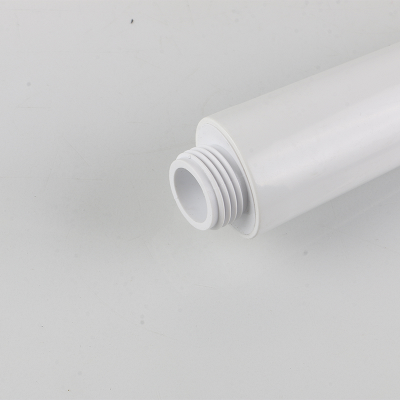 Come pulire in profondità una doccia in plastica ammufficata naturalmente